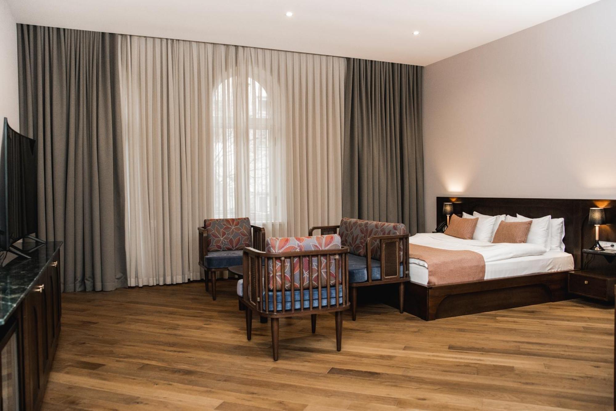 Makmani Boutique Hotel By Dnt Group ティビリシ エクステリア 写真